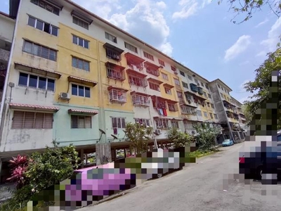 ## Good Condition ## Lily apartment, Rawang perdana 2 ( Low Cost)