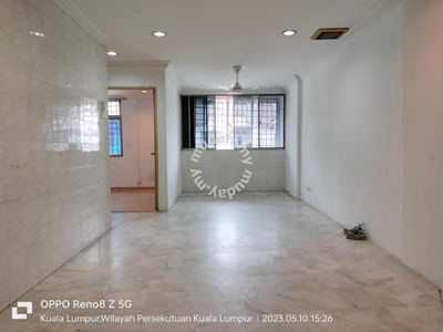 Greenview Apartment to let at Segambut, Kepong, Near to shops, MRT,
