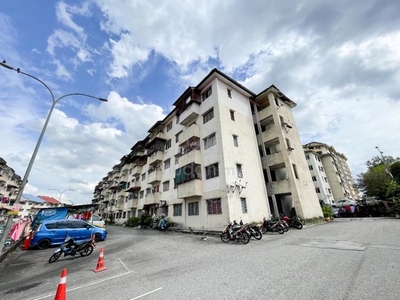 Kajang , Bukit Kenangan apartment Level 1 - Semi Furniture - End Dec