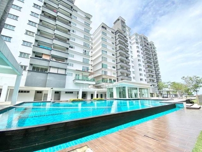 Kajang Bukit Mewah , Tiara Parkhomes condo with 4 aircond, 2 parking
