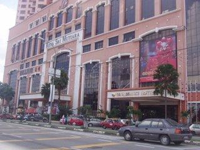 Kota Sri Mutiara 1st floor retail unit near escalator for rent