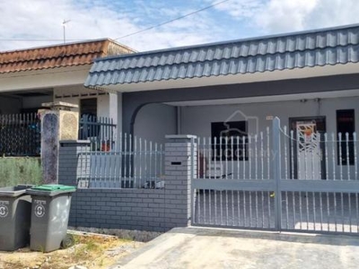 Kulai Taman Mewah Jalan Selendang L.Cost Single Storey Terrace House