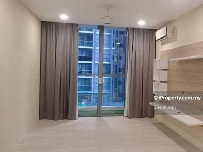 Lakefront residence tower 1 3b2b 1390sqft partially furnish