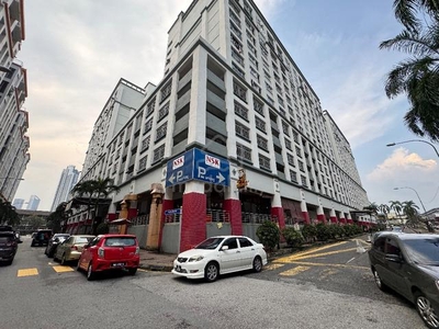 {LIFT} Office Space 400 sf , Queen Avenue Jalan Bayam, Sunway Velocity