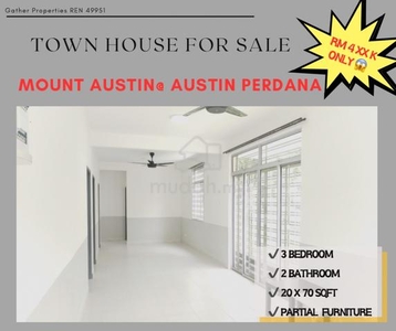 Mount Austin | Austin Perdana corner lot town house for sale