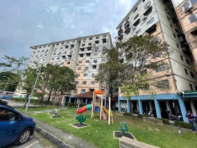Pendamar A Apartment Pandamaran Klang 677sqft FULLY/FUR GOOD CONDITIO