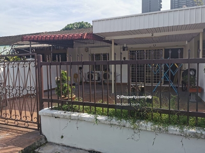 Petaling Jaya Seksyen 18 Near Old Klang Road Single Storey House
