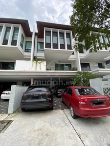 [ RENOVATED ] 3.5 Storey Terrace Duta Villa, Setia Alam
