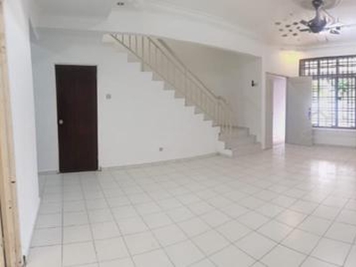 Taman pulai indah great condition near shop and high way and tuas link