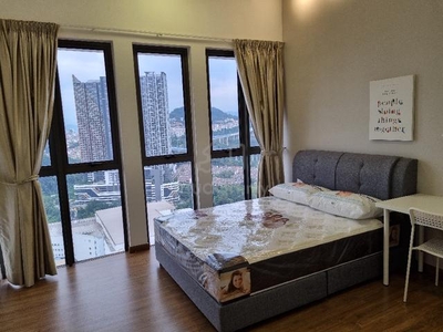 Well renovated condo with tenated(Direct owner)(MRT)