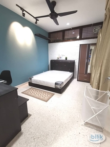 [AC, WATER, ELECTRICITY Utilities Included!!] Comfortable Medium Rooms @ SS1 / SS2 / Taman Paramount / Petaling Jaya