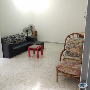 Jan 2024 Middle Room at Brickfields, KL City Centre (Female only-Single)