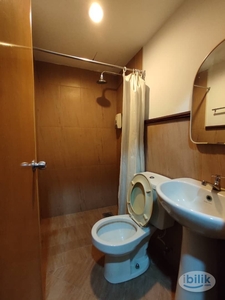 Master Room + Toilet for Rent near MRT Bukit Bintang Station
