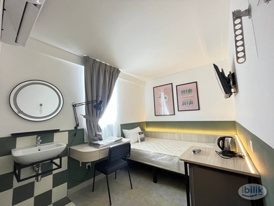 Room With Private Bathroom : Less Than 10 Mins Walk To Pavilion KL, Fahrenheit88 & More ️
