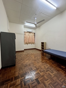 Zer0️⃣ deposit middle room @ Jalan BU 7/7 with affordable price RM740