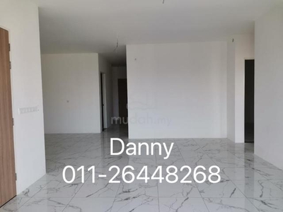 I Well Maintained I QuayWest 1469sqft Near Queensbay Bayan Lepas