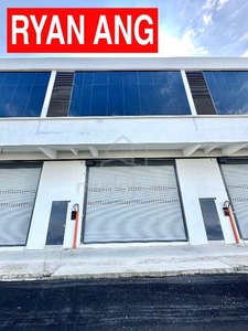 1.5 Storey Terrace Factory (Corner Unit Adjoining Unit) At Valdor Rent