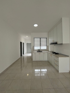 Apartment Vista Hijauan Bangi 3r2b For Rent