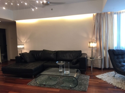 High floor with fully furnished unit Mont Kiara Condo for Rent