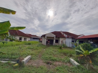 Semi D Taman Desa Mawar Tanjong Karang Below Market Value Tanah dan tapak rumah for sale