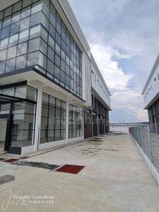 3 Storey Semi-D Factory / Warehouse for Rent at Valdor, Sungai Jawi