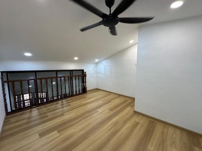 Desa Cemerlang Jln Kekabu Single Storey Partial reno unit For Sale