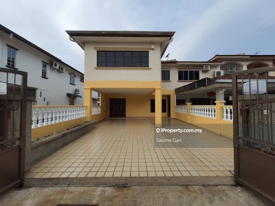 2 Storey Endlot Freehold Facing Main Field Partial Furnishing For Sale