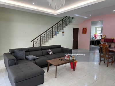 2 Storey landed bandar Puteri klang fully furnished renovated freehold