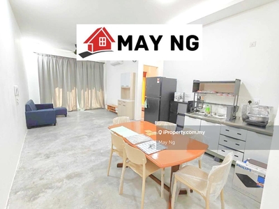 2bedrooms Quaywest Move in condition near Queensbay/USM