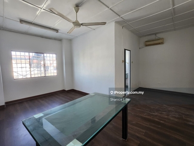Bandar Puchong Jaya 2 sty semi furnished 4 bedrooms for Rent