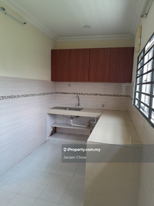 Bukit Gasing 2sty semi Detached house to let