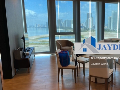 City Of Dreams Corner Unit Seaview Fully Furnished & Renovated