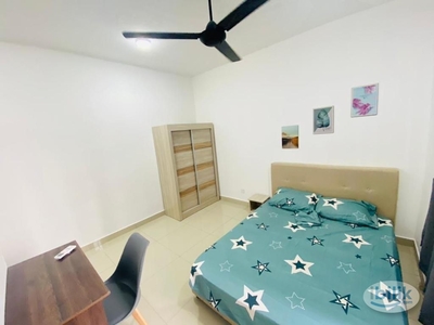 PV9 Residence, @Taman Melati Master room with private bathroom Lady’s' unit for rent