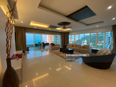 The Cove Luxury Condominium for Rent with Big Space and Balcony !