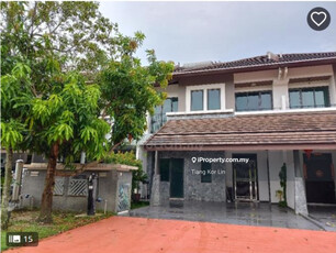 2 storey house with fully furnish for sale in cyberjaya