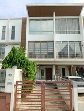 3-Storey Townhouse for Sale