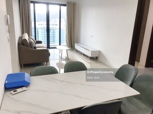 Best Buy Rare Renovated 3 Rooms Type, Nearby Queensbay