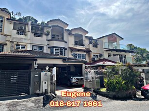 Bukit segar jaya 1, 3 storeys, kitchen fully extended n renovated