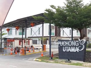 Double storey house at puchong utama pu3, gated guarded