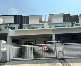 Double Storey House For Sale in Sendayan 22x80