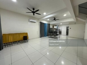 For rent Taman Danga Sutera Double Storey Terrace House Corner