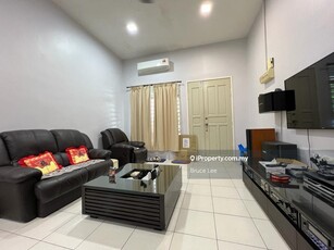 For sales:Taman Laman Kuda End Lot, 5 Bedrooms, Fully Extended