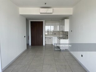 Freehold, 1 Bedroom