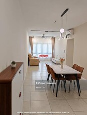 Fully Furnished, Fully Renovated, 2 Carpark