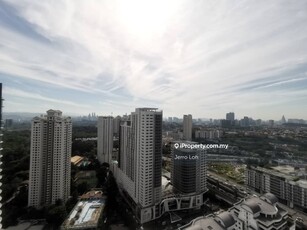 High Floor Renovated Corner Unit With Unblocked KLCC View