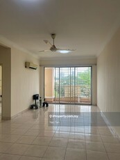 Middle floor with good condition