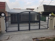 FOR SALE Single storey terrace at Jalan 51A/235 (near Jalan 222)
