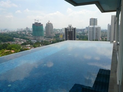 Bangsar Hill-gated, infinity pool, fantastic view