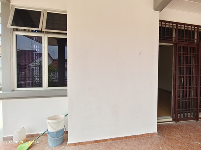 Bukit Indah single storey terrace house for rent