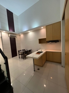 Fully Furnished Duplex with Jacuzzi nearby LRT Station
